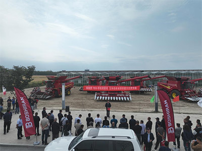 9001诚信金沙7850籽粒收获机乌苏演示推广 助力全疆农机向“高质高效、智能绿色”迈进